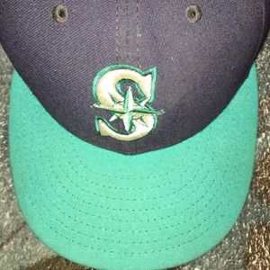 Mariners new era hat